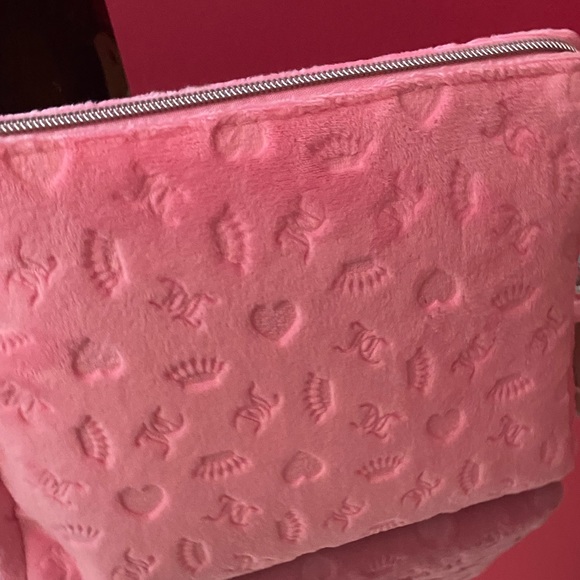 Juicy Couture Zippered Travel Cosmetic Bag With Clear Toiletry Bottle - Picture 5 of 9